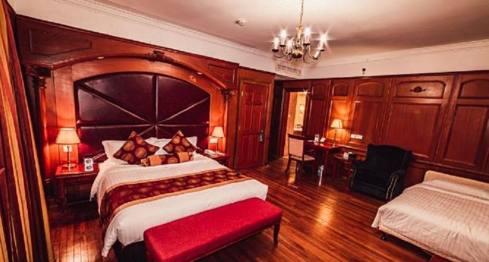 Jin Jiang Pacific Hotel Шанхай Екстериор снимка