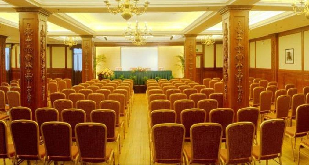 Jin Jiang Pacific Hotel Шанхай Екстериор снимка
