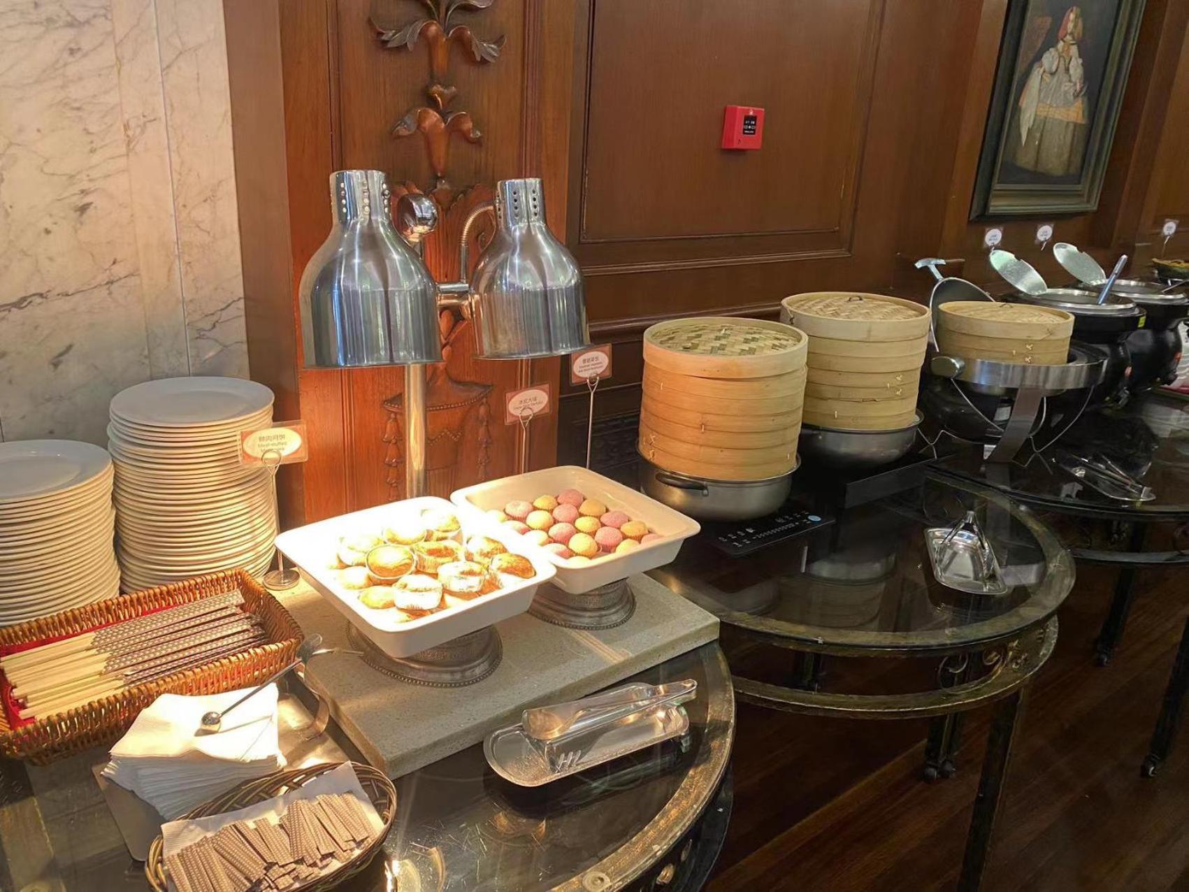Jin Jiang Pacific Hotel Шанхай Екстериор снимка