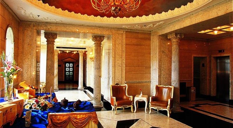 Jin Jiang Pacific Hotel Шанхай Екстериор снимка