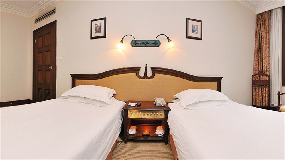 Jin Jiang Pacific Hotel Шанхай Екстериор снимка