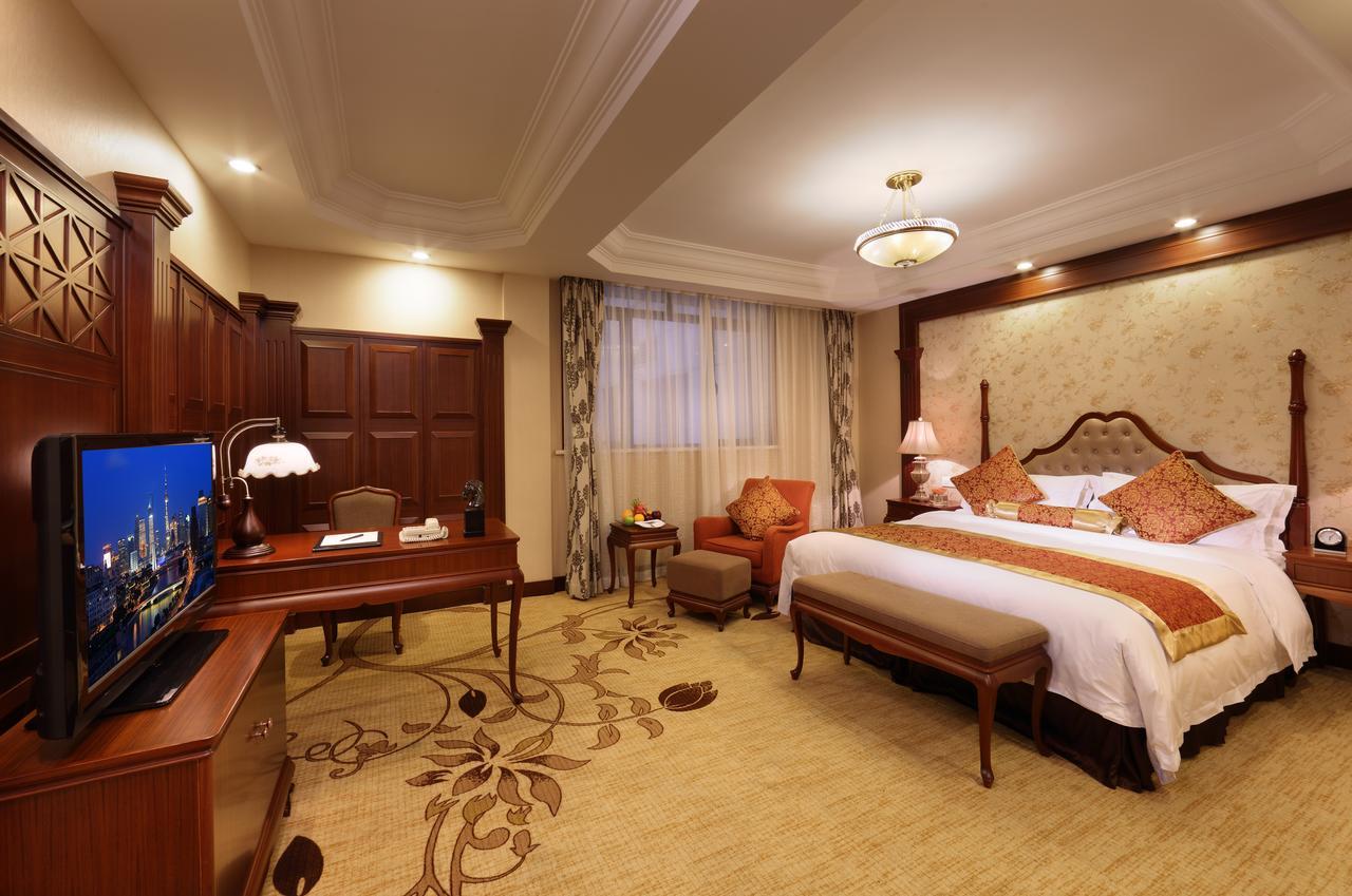 Jin Jiang Pacific Hotel Шанхай Екстериор снимка